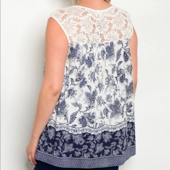 ❗️CLOSING SALE❗️PLUS SIZE: Navy Crochet Detail Top - Picture 3 of 3